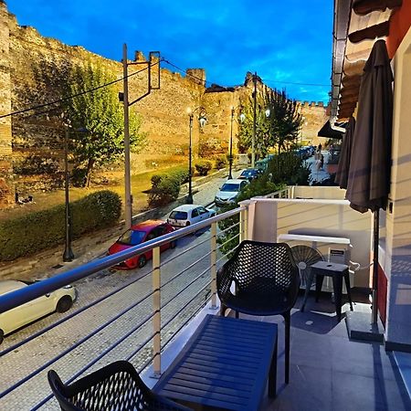 Beyond The Castle Apartment Salonic Exterior foto