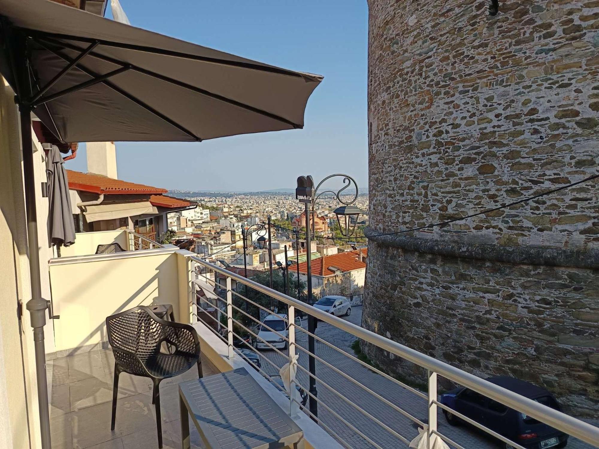 Beyond The Castle Apartment Salonic Exterior foto