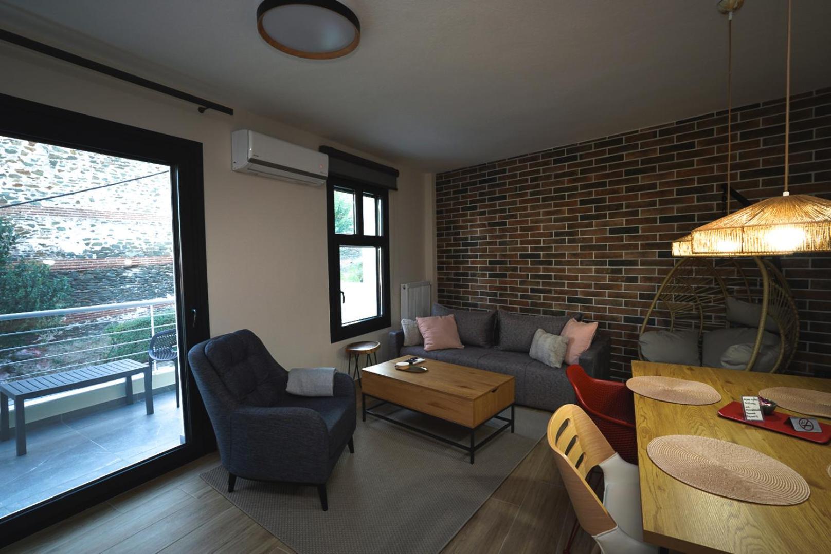 Beyond The Castle Apartment Salonic Exterior foto