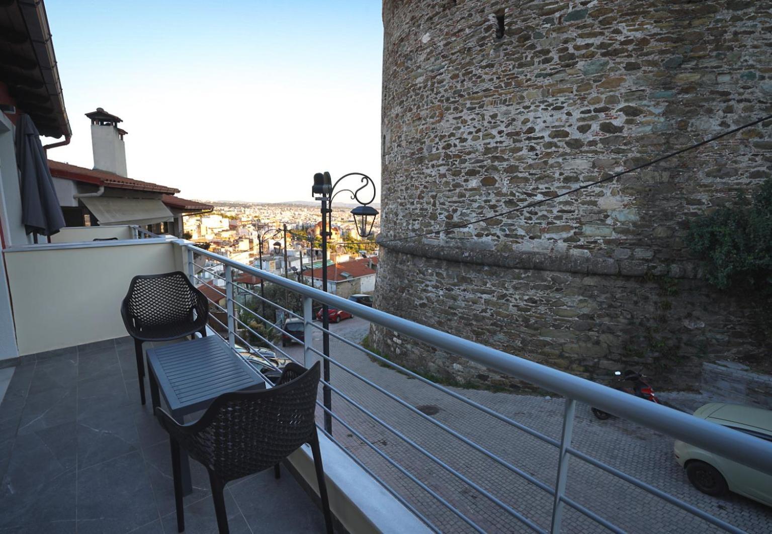 Beyond The Castle Apartment Salonic Exterior foto