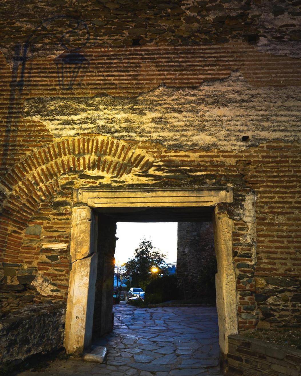 Beyond The Castle Apartment Salonic Exterior foto