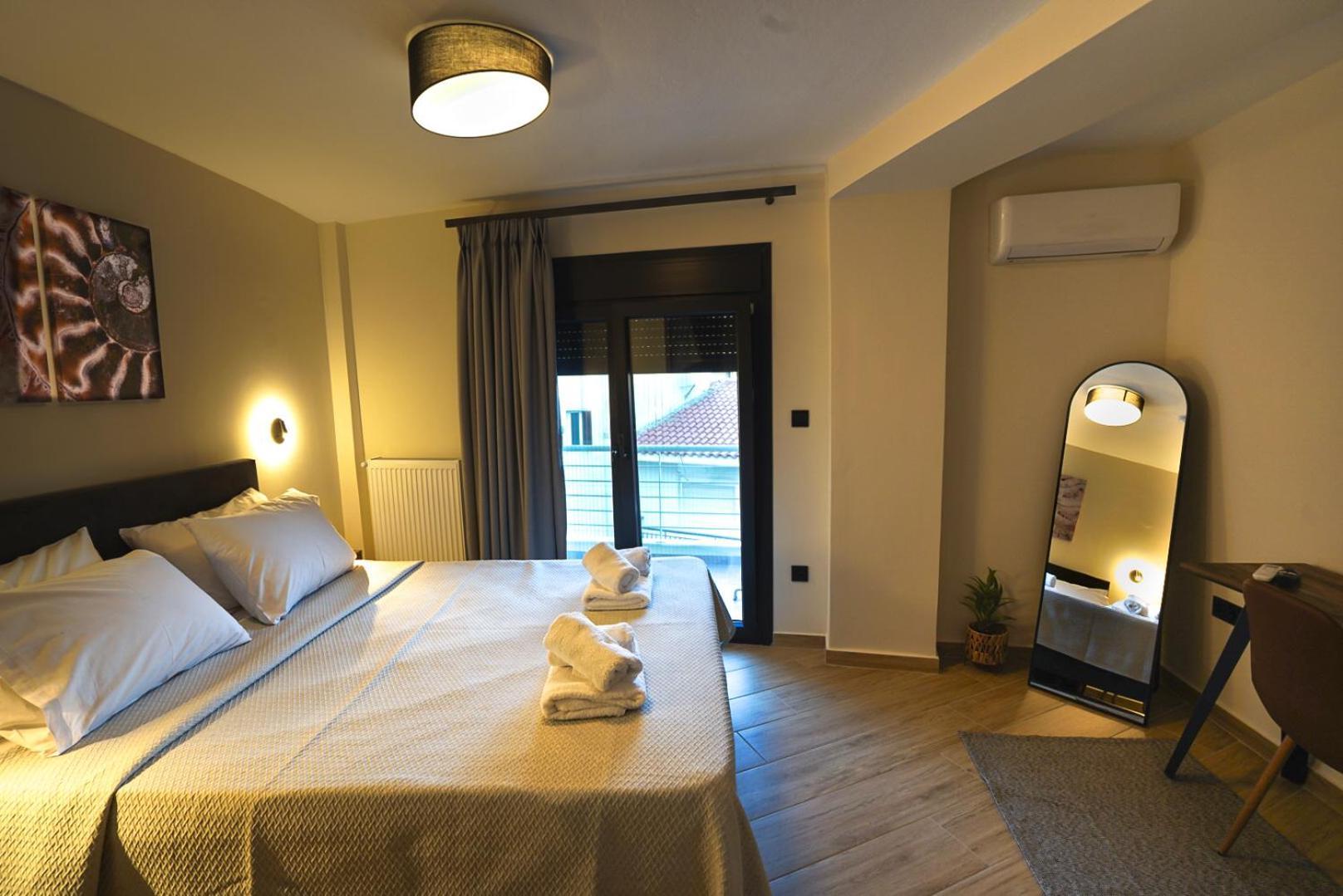 Beyond The Castle Apartment Salonic Exterior foto