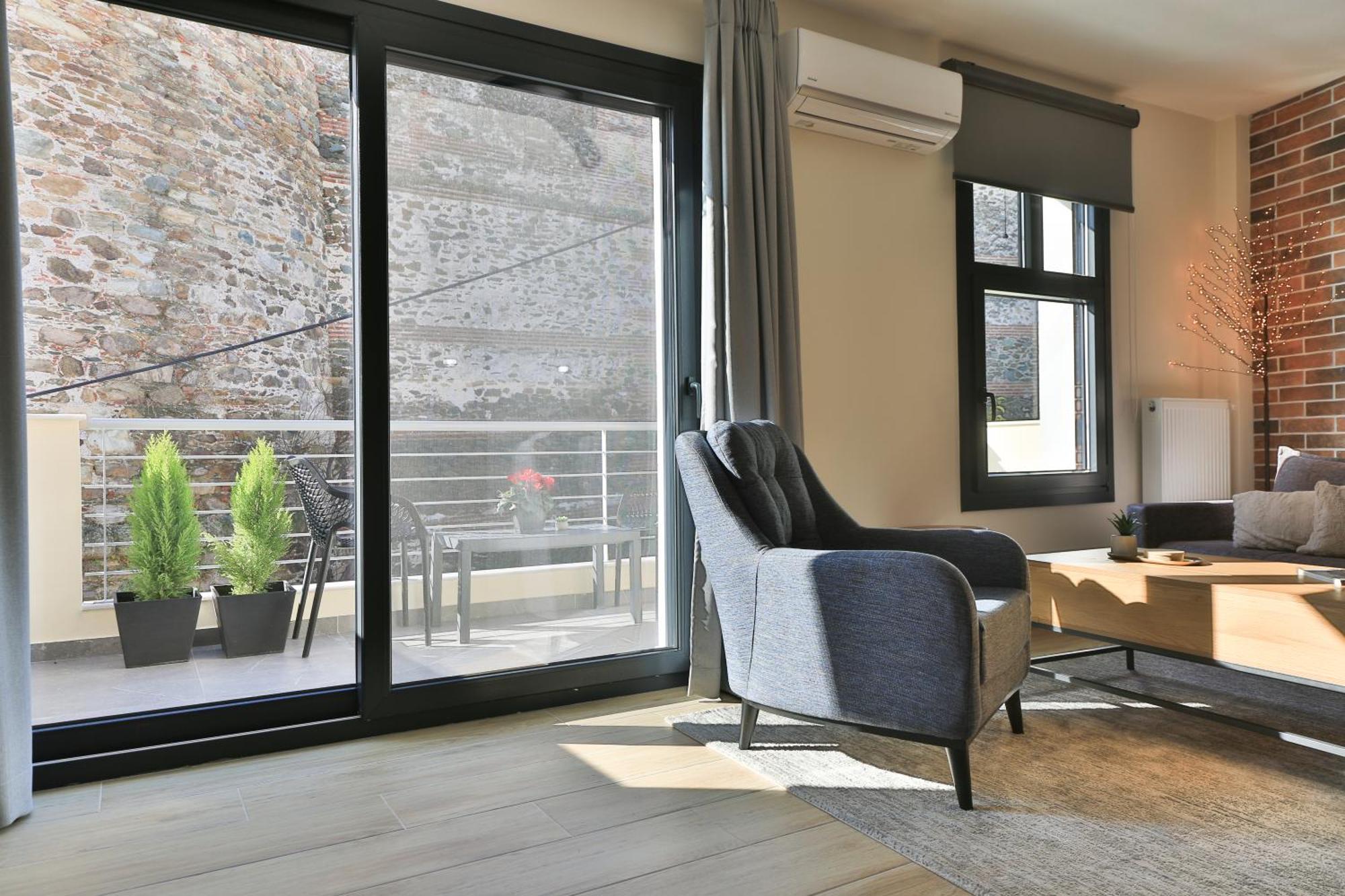 Beyond The Castle Apartment Salonic Exterior foto